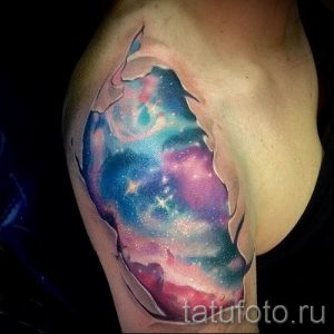 фото тату космос для статьи про значение космических татуировок - tatufoto.ru - 31