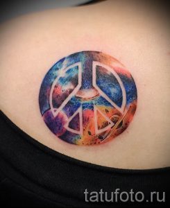 фото тату космос для статьи про значение космических татуировок - tatufoto.ru - 47