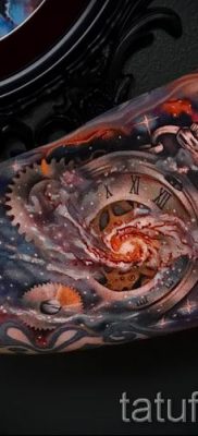 фото тату космос для статьи про значение космических татуировок — tatufoto.ru — 53