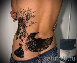фото тату на пояснице для статьи про значение татуировок на пояснице - tatufoto.ru - 17