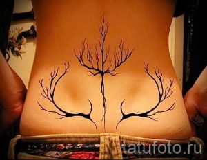 фото тату на пояснице для статьи про значение татуировок на пояснице - tatufoto.ru - 37