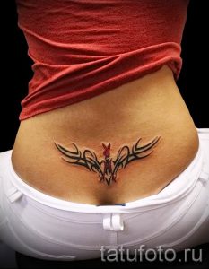 фото тату на пояснице для статьи про значение татуировок на пояснице - tatufoto.ru - 39