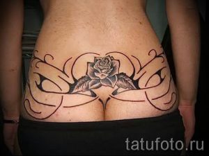 фото тату на пояснице для статьи про значение татуировок на пояснице - tatufoto.ru - 48