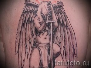 фото тату падший ангел для статьи про значение татуировки - tatufoto.ru - 62