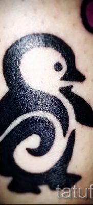 фото тату пингвин для статьи про значение татуировки пингвин — tatufoto.ru — 14