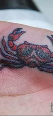 фото тату рак для статьи про значение татуировки с рисунком рака — tatufoto.ru — 8