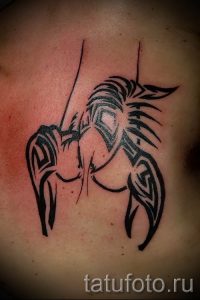 фото тату рак для статьи про значение татуировки с рисунком рака - tatufoto.ru - 21