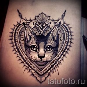 фото тату с черной кошкой для статьи про значение татуировки - tatufoto.ru - 13