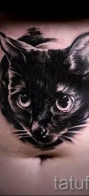фото тату с черной кошкой для статьи про значение татуировки — tatufoto.ru — 20