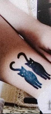 фото тату с черной кошкой для статьи про значение татуировки — tatufoto.ru — 25