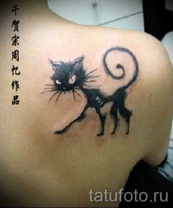 фото тату с черной кошкой для статьи про значение татуировки - tatufoto.ru - 42