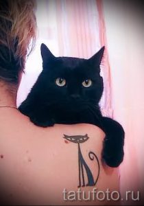 фото тату с черной кошкой для статьи про значение татуировки - tatufoto.ru - 43