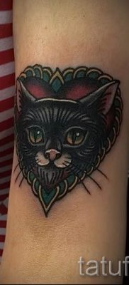 фото тату с черной кошкой для статьи про значение татуировки — tatufoto.ru — 44