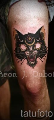 фото тату с черной кошкой для статьи про значение татуировки — tatufoto.ru — 53