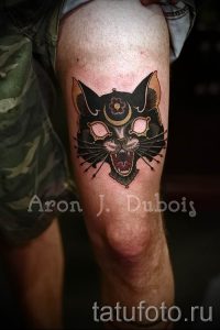 фото тату с черной кошкой для статьи про значение татуировки - tatufoto.ru - 53