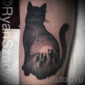 фото тату с черной кошкой для статьи про значение татуировки - tatufoto.ru - 55