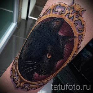 фото тату с черной кошкой для статьи про значение татуировки - tatufoto.ru - 56