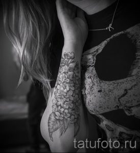 фото тату сирень для статьи про значение татуировки сирень - tatufoto.ru - 2