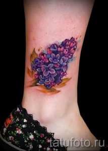 фото тату сирень для статьи про значение татуировки сирень - tatufoto.ru - 11