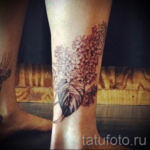 фото тату сирень для статьи про значение татуировки сирень - tatufoto.ru - 15