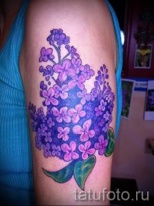 фото тату сирень для статьи про значение татуировки сирень - tatufoto.ru - 18