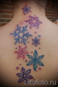 фото тату снежинка для статьи про значение татуировки снежинка - tatufoto.ru - 9