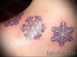 фото тату снежинка для статьи про значение татуировки снежинка - tatufoto.ru - 10