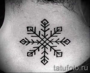 фото тату снежинка для статьи про значение татуировки снежинка - tatufoto.ru - 17