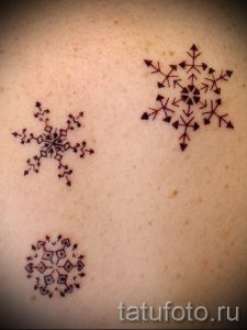 фото тату снежинка для статьи про значение татуировки снежинка - tatufoto.ru - 21