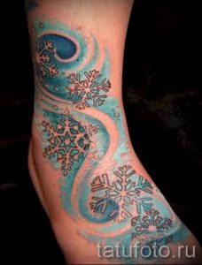 фото тату снежинка для статьи про значение татуировки снежинка - tatufoto.ru - 26