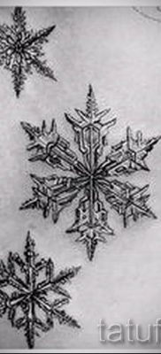 фото тату снежинка для статьи про значение татуировки снежинка — tatufoto.ru — 27