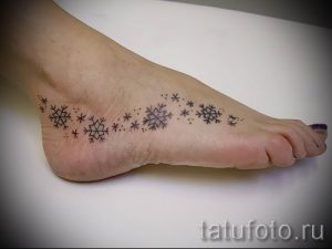 фото тату снежинка для статьи про значение татуировки снежинка - tatufoto.ru - 30