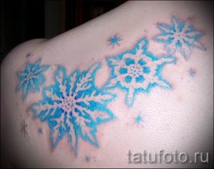 фото тату снежинка для статьи про значение татуировки снежинка - tatufoto.ru - 35