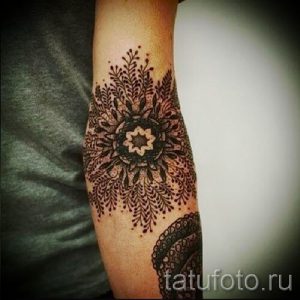 фото тату снежинка для статьи про значение татуировки снежинка - tatufoto.ru - 52