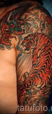 фото тату тигр и дракон для статьи про значение татуировки — tatufoto.ru — 9