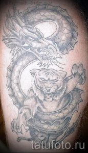 фото тату тигр и дракон для статьи про значение татуировки - tatufoto.ru - 29