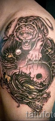 фото тату тигр и дракон для статьи про значение татуировки — tatufoto.ru — 32