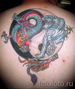 фото тату тигр и дракон для статьи про значение татуировки - tatufoto.ru - 37