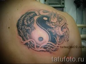 фото тату тигр и дракон для статьи про значение татуировки - tatufoto.ru - 43