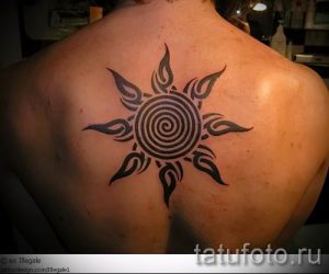 фото тату черное солнце для статьи про значение тату черное солнце - tatufoto.ru - 5