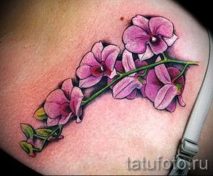 фото татуировки фиалка для статьи про значение тату фиалка - tatufoto.ru - 6