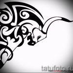 Прикольный эскиз для тату с изображением тельца – стильная идея для татуировки телец