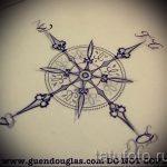 Минималистичный эскиз татуировки компаса, выполненный в стиле line work. Идеально для тех, кто ценит простоту и элегантность.