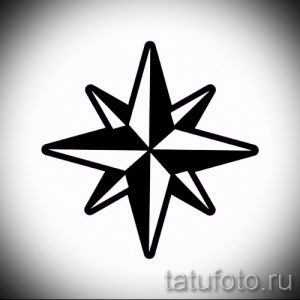 Простой и лаконичный эскиз татуировки компаса, выполненный в минималистичном стиле. Идеально подходит для тех, кто ценит простоту и элегантность.