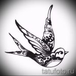 Стильный рисунок ласточки - который великолепно подойдет как эскиз для крутой татуировки ласточка