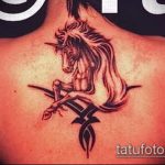 Уникальный пример существующей татуировки единорог – рисунок подойдет для тату единороги пегасы