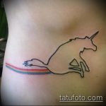 Оригинальный вариант нанесенной татуировки единорог – рисунок подойдет для тату единорога с крыльями