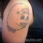 Интересный пример готовой татуировки ежик – рисунок подойдет для тату ежика в тумане