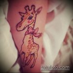 Оригинальный пример существующей тату жираф – рисунок подойдет для тату жираф на рукетату жираф на пальце