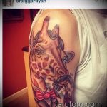 Интересный пример выполненной тату жираф – рисунок подойдет для тату жирафа на спине